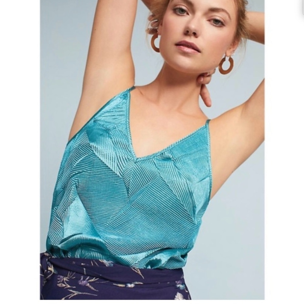 Anthropologie | Blue textured Sleeveless Camisole